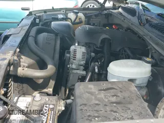 2003 Chevrolet Silverado 1500 LS с VIN 1GCEC14V43Z189471, выставлен на аукционе IAAI как лот 42704687 с пробегом 131 390 миль миль и . История ставок и продаж доступна на DreamBid. Изображение 20.