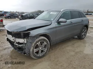 2017 Mercedes-Benz GLC with VIN WDC0G4JB0HF127367, listed as a Copart auction lot 45136525 with 84,958 mi miles and Salvage Title. Bid and sale history available at carsss.com. Image 1.