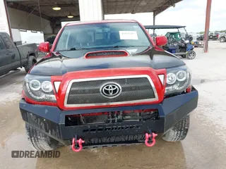 2010 Toyota Tacoma PreRunner z VIN 3TMJU4GN1AM094552, wystawiony jako IAAI lot #42422207 z przebiegiem 180 364 mil mil oraz . Historia ofert i sprzedaży dostępna na DreamBid. Obrazek 12.