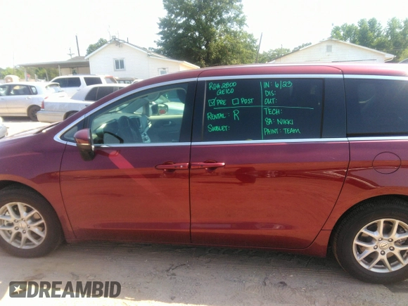 2023 Chrysler Pacifica Touring L with VIN 2C4RC1BG5PR505661, listed as a IAAI auction lot 42675532 with 8,525 mi miles and . Bid and sale history available at DreamBid. Image 14.