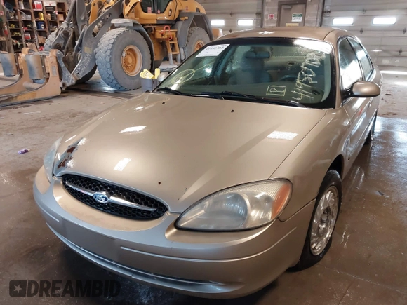 2001 Ford Taurus SES with VIN 1FAFP55S31A143202, listed as a IAAI auction lot 41950702 with 238,193 mi miles. Bid and sale history available at carsss.com. Image 6.