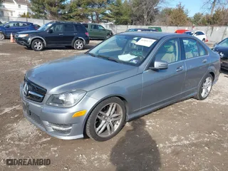 2013 Mercedes-Benz C-Class C 300 Sport with VIN WDDGF8AB8DR251772, listed as a IAAI auction lot 41464772 with 70,950 mi miles. Bid and sale history available at carsss.com. Image 17.