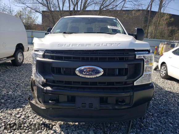 2022 Ford F-250 XL with VIN 1FTBF2B66NEE29514, listed as a Copart auction lot 54845425 with 14,601 mi miles and Salvage title. Bid and sale history available at DreamBid. Image 5.