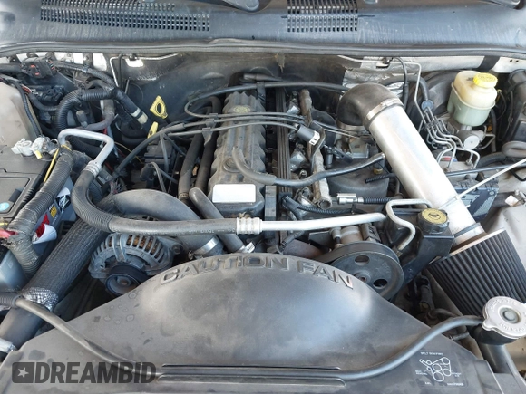 2000 Jeep Grand Cherokee Laredo z VIN 1J4GW48S4YC299149, wystawiony jako IAAI lot #42347792 z przebiegiem 229 007 mil mil oraz . Historia ofert i sprzedaży dostępna na DreamBid. Obrazek 10.