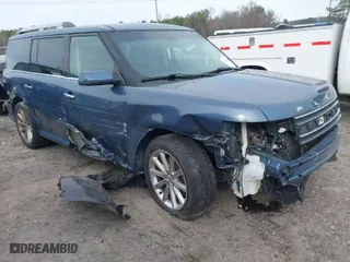 2019 Ford Flex Limited with VIN 2FMHK6D86KBA26163, listed as a IAAI auction lot 41728042 with 124,417 mi miles. Bid and sale history available at carsss.com. Image 1.