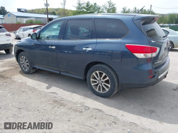 2014 Nissan Pathfinder SV with VIN 5N1AR2MM7EC713787, listed as a IAAI auction lot 42099074 with 136,321 mi miles. Bid and sale history available at carsss.com. Image 3.