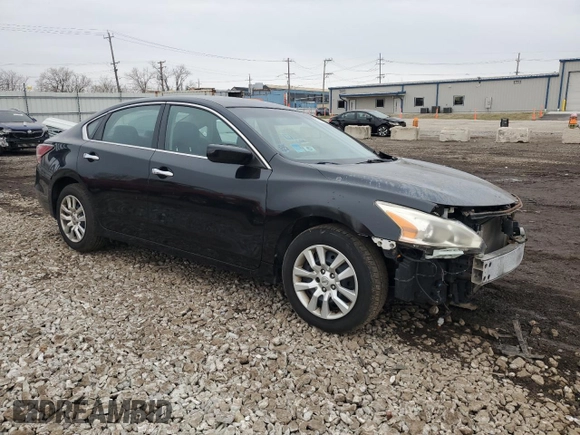 2014 Nissan Altima S with VIN 1N4AL3AP4EN354936, listed as a Copart auction lot 52118085 with 134,217 mi miles and Salvage Title. Bid and sale history available at DreamBid. Image 4.