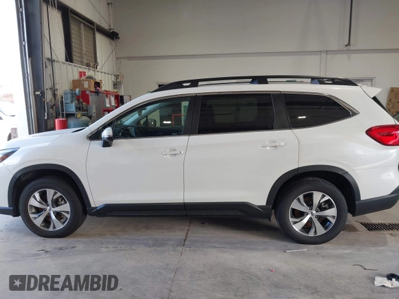 2023 Subaru Ascent Premium z VIN 4S4WMACD5P3415497, wystawiony jako IAAI lot #41399600 z przebiegiem 44 580 mil mil oraz . Historia ofert i sprzedaży dostępna na DreamBid. Obrazek 14.