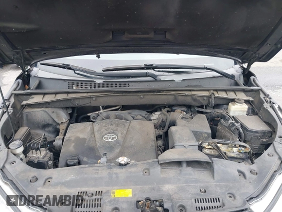 2018 Toyota Highlander LE with VIN 5TDZZRFH2JS246805, listed as a IAAI auction lot 42697587 with 287,457 mi miles and . Bid and sale history available at DreamBid. Image 10.