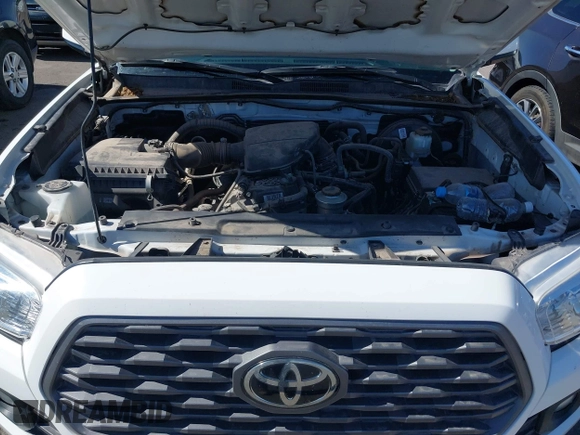 2021 Toyota Tacoma SR with VIN 3TYAX5GN5MT014868, listed as a IAAI auction lot 41549927 with 30,653 mi miles and . Bid and sale history available at DreamBid. Image 10.