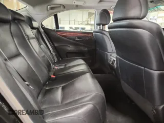 2009 Lexus LS 460 z VIN JTHCL46F995003646, wystawiony jako Copart lot #58936785 z przebiegiem 208 746 mil mil oraz Szkoda całkowita • Salvage title. Historia ofert i sprzedaży dostępna na DreamBid. Obrazek 10.