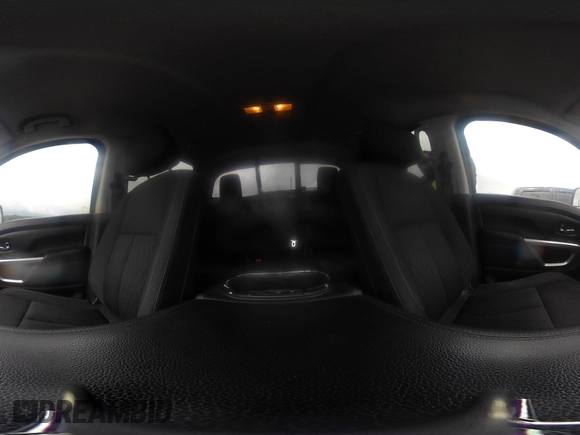 2017 Nissan Titan Platinum Reserve z VIN 1N6AA1E67HN506425, wystawiony jako IAAI lot #42147358 z przebiegiem 88 519 mil mil oraz . Historia ofert i sprzedaży dostępna na DreamBid. Obrazek 18.