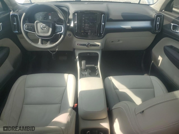 2021 Volvo XC40 Momentum with VIN YV4162UK2M2457748, listed as a Copart auction lot 64302853 with 16,314 mi miles. Bid and sale history available at carsss.com. Image 8.