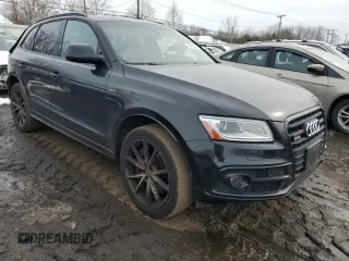 2016 Audi SQ5 Premium Plus with VIN WA1CCAFP0GA089002, listed as a Copart auction lot 43013245 with 195,529 mi miles and Salvage Title. Bid and sale history available at carsss.com. Image 4.