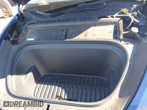 2021 Tesla Model Y Long Range with VIN 5YJYGDEE8MF293230, listed as a IAAI auction lot 41744033 with 56,797 mi miles and . Bid and sale history available at DreamBid. Image 10.