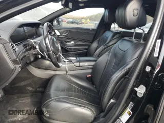 2017 Mercedes-Benz S 550 z VIN WDDUG8FB7HA324174, wystawiony jako Copart lot #79862674 z przebiegiem 157 624 mil mil oraz Nie do naprawy • Non repairable. Historia ofert i sprzedaży dostępna na DreamBid. Obrazek 7.