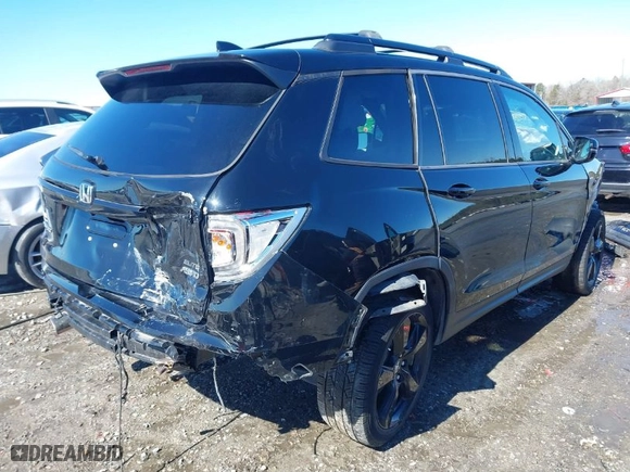 2019 Honda Passport Elite with VIN 5FNYF8H01KB002512, listed as a IAAI auction lot 41605830 with 86,144 mi miles. Bid and sale history available at carsss.com. Image 4.