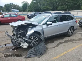 2018 Subaru Outback Limited z VIN 4S4BSENC4J3241672, wystawiony jako Copart lot #60885505 z przebiegiem 141 703 mil mil oraz Szkoda całkowita • Salvage title. Historia ofert i sprzedaży dostępna na DreamBid. Obrazek 1.
