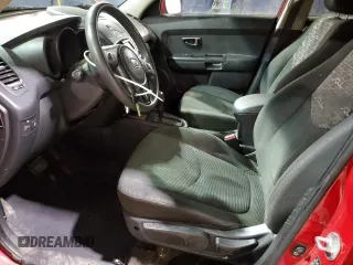 2010 Kia Soul + with VIN KNDJT2A27A7081790, listed as a Copart auction lot 88764975 with 114,098 mi miles and Clean Title. Bid and sale history available at DreamBid. Image 7.