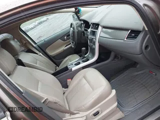 2014 Ford Edge SEL z VIN 2FMDK4JC0EBA36381, wystawiony jako IAAI lot #42236973 z przebiegiem 146 053 mil mil oraz . Historia ofert i sprzedaży dostępna na DreamBid. Obrazek 5.