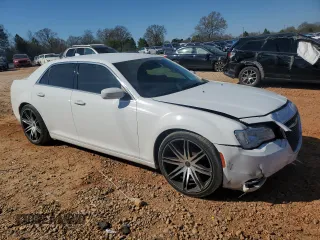 2016 Chrysler 300 Limited with VIN 2C3CCAAG8GH190551, listed as a Copart auction lot 50892365 with 180,264 mi miles and Salvage Title. Bid and sale history available at carsss.com. Image 4.