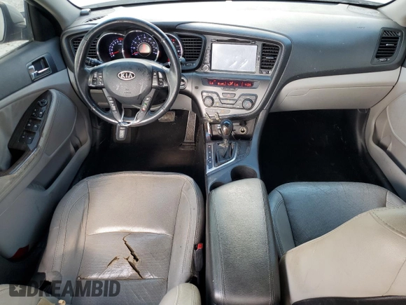 2012 Kia Optima EX z VIN 5XXGN4A75CG083916, wystawiony jako Copart lot #54954205 z przebiegiem 253 854 mil mil oraz Szkoda całkowita • Salvage title. Historia ofert i sprzedaży dostępna na DreamBid. Obrazek 8.