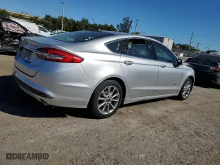 2017 Ford Fusion Energi SE with VIN 3FA6P0PU7HR191271, listed as a Copart auction lot 36938703 with 44,224 mi miles. Bid and sale history available at carsss.com. Image 3.
