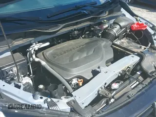 2024 Honda Odyssey Sport z VIN 5FNRL6H77RB065378, wystawiony jako IAAI lot #43385419 z przebiegiem 18 405 mil mil oraz . Historia ofert i sprzedaży dostępna na DreamBid. Obrazek 19.