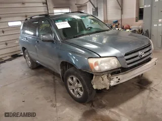 2005 Toyota Highlander with VIN JTEDP21A450080017, listed as a IAAI auction lot 41719540 with 188,966 mi miles. Bid and sale history available at carsss.com. Image 1.