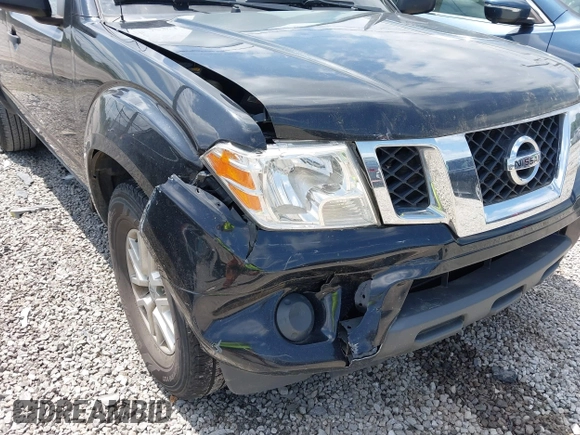 2019 Nissan Frontier SV z VIN 1N6AD0ER7KN788231, wystawiony jako IAAI lot #42215640 z przebiegiem 75 856 mil mil oraz . Historia ofert i sprzedaży dostępna na DreamBid. Obrazek 6.