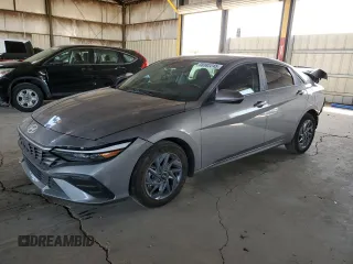 2024 Hyundai Elantra SEL с VIN KMHLM4DG6RU775727, выставлен на аукционе Copart как лот 58382245 с пробегом 5 105 миль миль и Списание • Salvage title. История ставок и продаж доступна на DreamBid. Изображение 1.