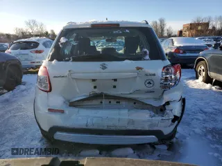 2009 Suzuki SX4 with VIN JS2YB413195102281, listed as a Copart auction lot 45189225 with 93,412 mi miles and Clean Title. Bid and sale history available at carsss.com. Image 6.