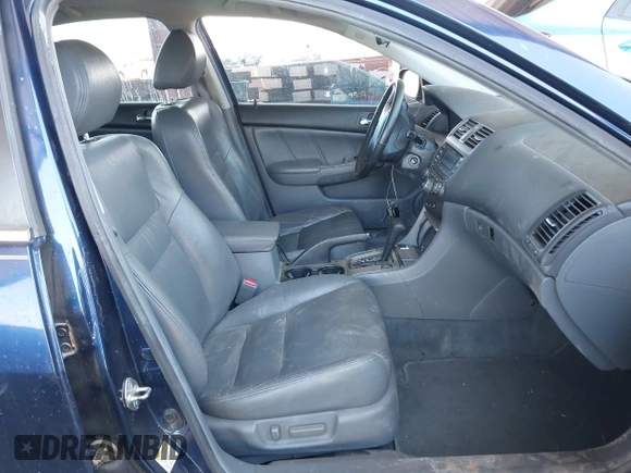 2004 Honda Accord EX with VIN 1HGCM66564A037787, listed as a IAAI auction lot 42679558 with 141,785 mi miles and . Bid and sale history available at DreamBid. Image 5.