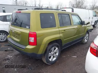 2012 Jeep Patriot Sport with VIN 1C4NJPBB9CD579786, listed as a IAAI auction lot 41963712 with 194,049 mi miles and . Bid and sale history available at DreamBid. Image 4.