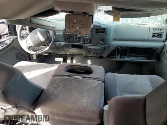2003 Ford F-350 XL with VIN 1FTWW33P33EB64661, listed as a Copart auction lot 57331225 with 185,891 mi miles and Salvage title. Bid and sale history available at DreamBid. Image 8.
