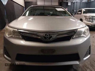 2013 Toyota Camry L with VIN 4T1BF1FK3DU716634, listed as a IAAI auction lot 41759908 with 118,955 mi miles. Bid and sale history available at carsss.com. Image 12.
