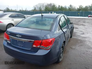 2014 Chevrolet Cruze LS z VIN 1G1PA5SH1E7189504, wystawiony jako IAAI lot #41143671 z przebiegiem 159 775 mil mil oraz . Historia ofert i sprzedaży dostępna na DreamBid. Obrazek 4.