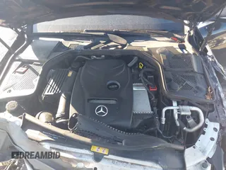 2015 Mercedes-Benz C-Class C 300 Luxury with VIN 55SWF4KBXFU028721, listed as a IAAI auction lot 41735042 with 110,142 mi miles. Bid and sale history available at carsss.com. Image 10.