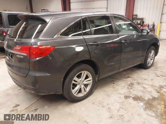 2013 Acura RDX Technology with VIN 5J8TB3H55DL000560, listed as a IAAI auction lot 41564457 with 122,429 mi miles and . Bid and sale history available at carsss.com. Image 4.
