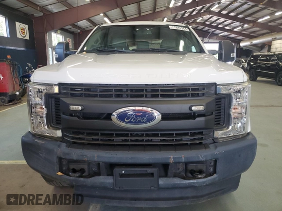 2018 Ford Super Duty F-250 SRW XL with VIN 1FT7W2BT8JEC04114, listed as a Copart auction lot 71341364 with 51,885 mi miles and Salvage Title. Bid and sale history available at carsss.com. Image 5.