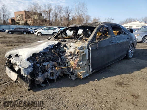 2016 Mercedes-Benz S 550 z VIN WDDUG8FB6GA267898, wystawiony jako Copart lot #47778715 z przebiegiem Nie podano mil oraz Nie do naprawy • Non repairable. Historia ofert i sprzedaży dostępna na DreamBid. Obrazek 1.