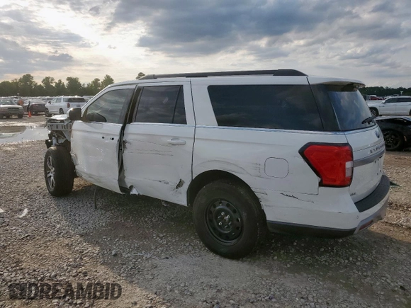 2023 Ford Expedition Max XLT with VIN 1FMJK1J80PEA10061, listed as a Copart auction lot 56744435 with 24,979 mi miles and Salvage title. Bid and sale history available at DreamBid. Image 2.