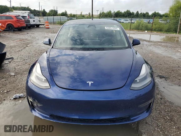 2021 Tesla Model 3 Long Range z VIN 5YJ3E1EB1MF063971, wystawiony jako Copart lot #63851094 z przebiegiem 82 935 mil mil oraz Nie do naprawy • Non repairable. Historia ofert i sprzedaży dostępna na DreamBid. Obrazek 5.