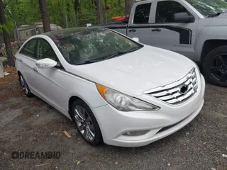 2012 Hyundai Sonata SE with VIN 5NPEC4ABXCH343040, listed as a IAAI auction lot 41993826 with 177,726 mi miles and . Bid and sale history available at carsss.com. Image 1.