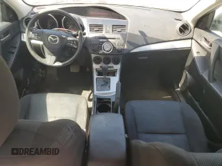 2011 Mazda 3 i Touring z VIN JM1BL1VF4B1370996, wystawiony jako Copart lot #58240445 z przebiegiem 143 634 mil mil oraz Czysty tytuł • Clean title. Historia ofert i sprzedaży dostępna na DreamBid. Obrazek 8.