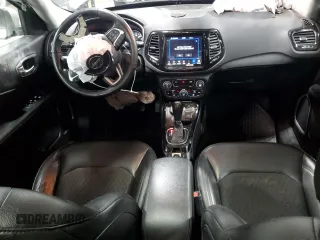 2018 Jeep Compass Latitude z VIN 3C4NJDBB6JT394374, wystawiony jako Copart lot #54229455 z przebiegiem 51 625 mil mil oraz Szkoda całkowita • Salvage title. Historia ofert i sprzedaży dostępna na DreamBid. Obrazek 8.