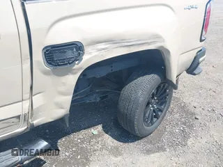 2022 GMC Canyon 4WD Elevation с VIN 1GTG6CEN7N1255314, выставлен на аукционе IAAI как лот 42318599 с пробегом 59 108 миль миль и . История ставок и продаж доступна на DreamBid. Изображение 18.