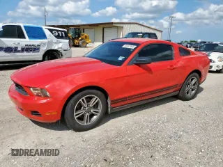 2012 Ford Mustang Premium z VIN 1ZVBP8AM7C5210863, wystawiony jako Copart lot #64047965 z przebiegiem 155 100 mil mil oraz Szkoda całkowita • Salvage title. Historia ofert i sprzedaży dostępna na DreamBid. Obrazek 1.