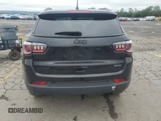 2019 Jeep Compass Altitude с VIN 3C4NJDBB9KT630968, выставлен на аукционе Copart как лот 59990235 с пробегом 132 506 миль миль и Списание • Salvage title. История ставок и продаж доступна на DreamBid. Изображение 6.