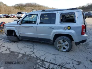 2012 Jeep Patriot Limited with VIN 1C4NJRCB6CD633166, listed as a Copart auction lot 45194075 with 159,233 mi miles and Salvage Title. Bid and sale history available at carsss.com. Image 2.